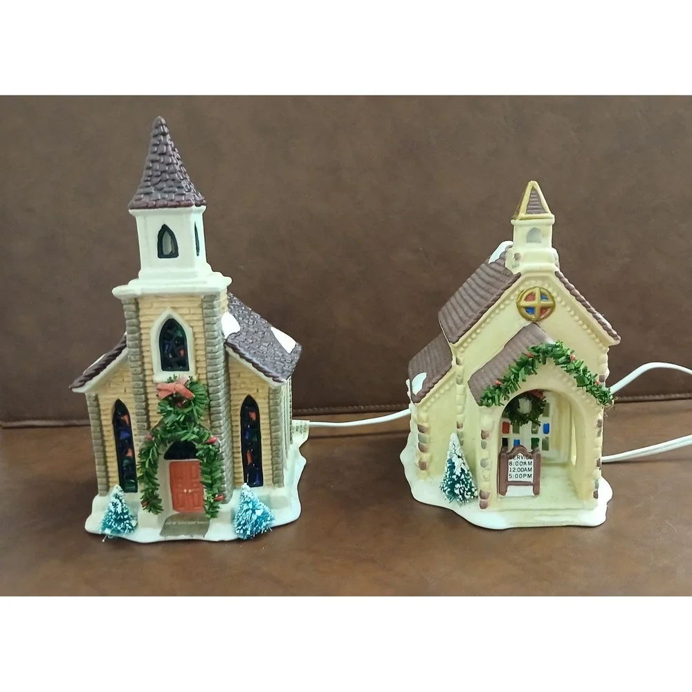 Christmas Bundle (2) Valley Mainstreet Collectors Churchs & 1992,1993 Light #138